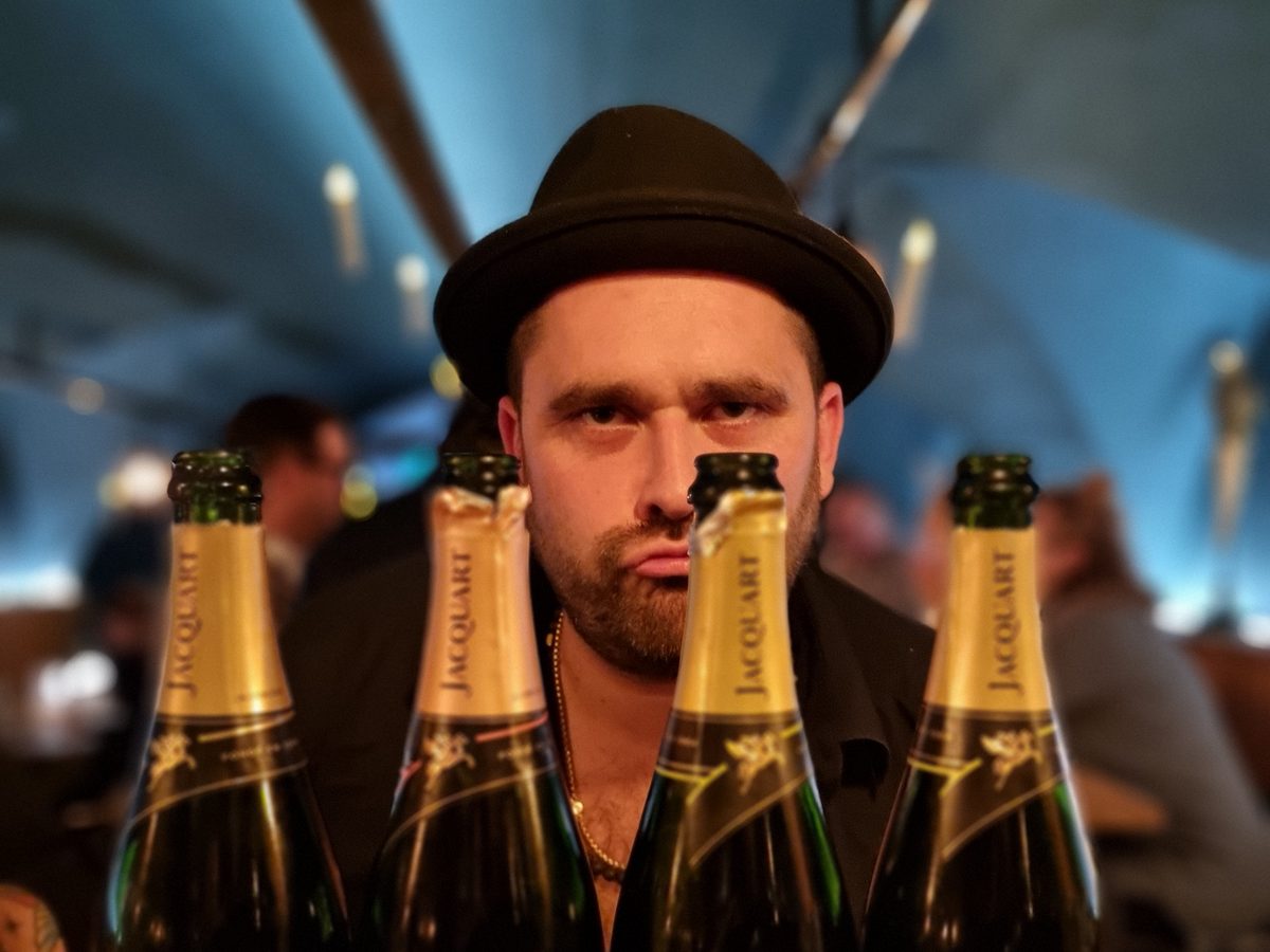 Champagner als Aperitif beim Catering